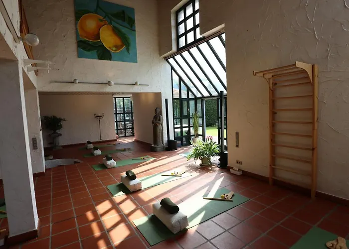 Shrinath Yog Temple Ubytování v soukromí Langenfeld (North Rhine-Westphalia)