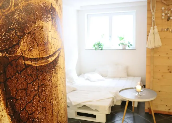 Shrinath Yog Temple Ubytování v soukromí Langenfeld (North Rhine-Westphalia)